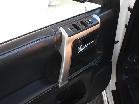 Used 2019 Toyota 4Runner Limited AWD 4dr SUV image 47