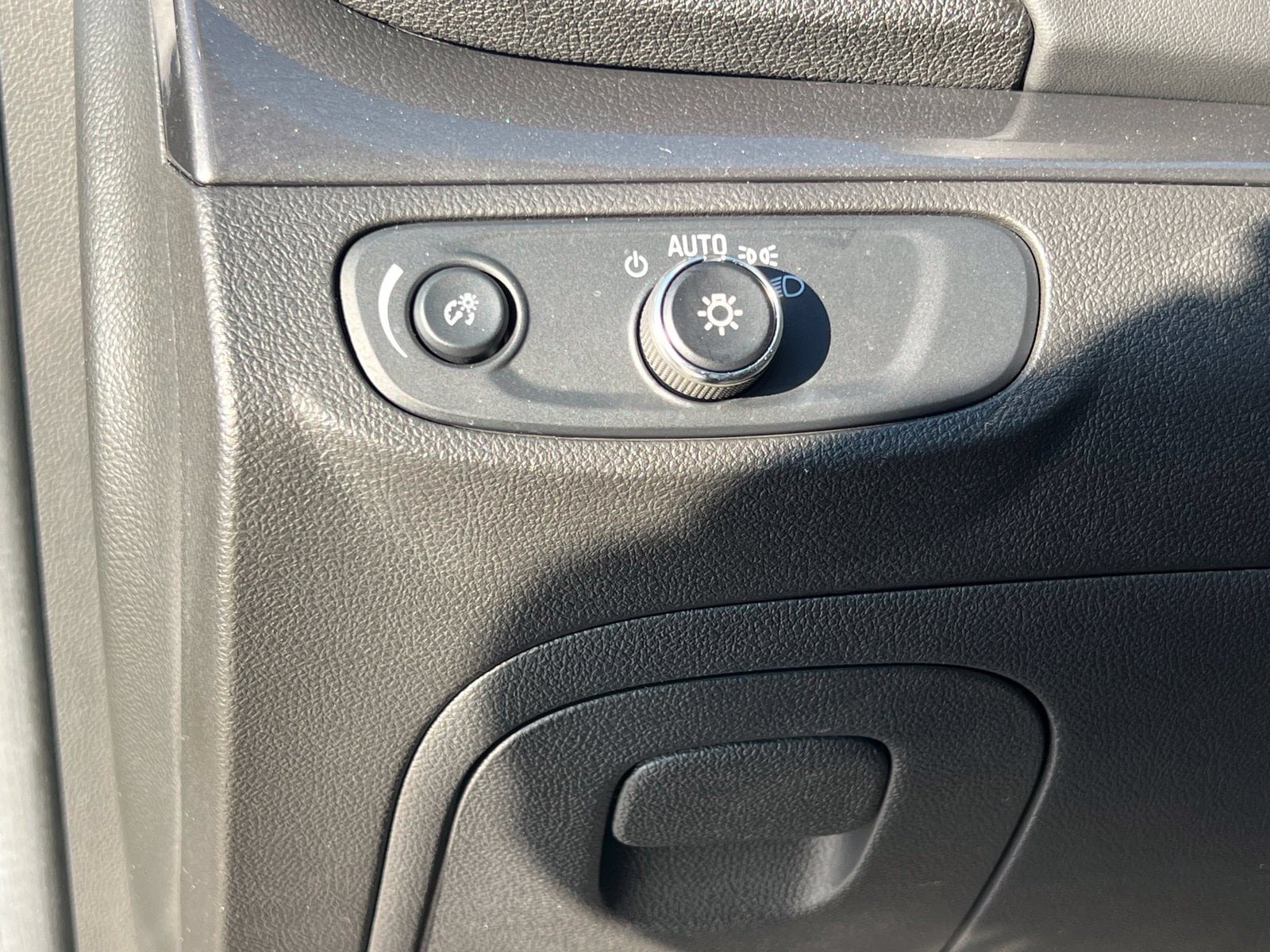 Used 2017 Buick Encore Preferred FWD image 23