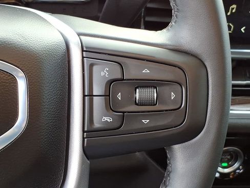 Used 2024 GMC Sierra 1500 Elevation image 16