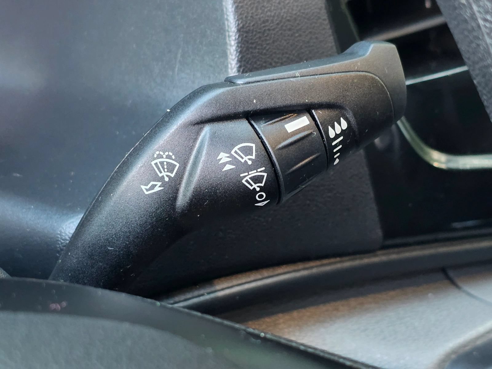 Used 2024 Ford Transit 350 XLT RWD image 18