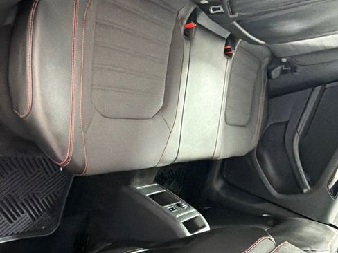 Used 2012 Volkswagen Jetta GLI FWD image 17