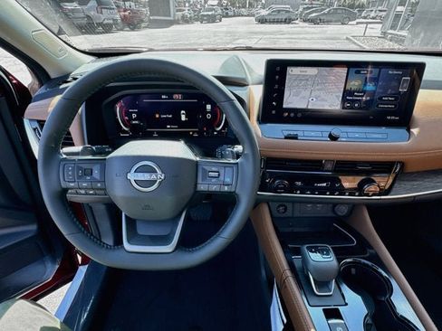 New 2026 Nissan Rogue Platinum AWD/4WD image 10
