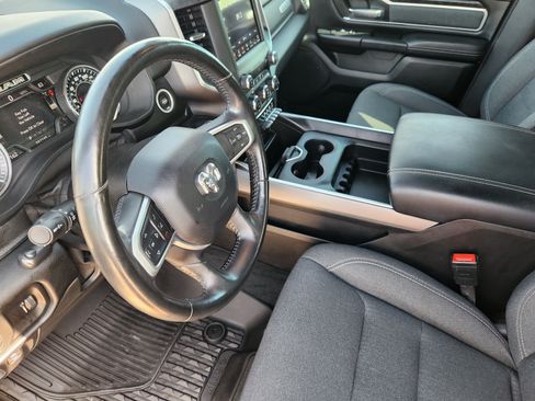 Used 2021 RAM 1500 Big Horn AWD/4WD image 14