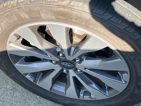 Used 2017 Subaru Outback 3.6R Touring w/ Popular Package #5A image 14