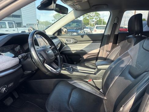 Used 2022 Jeep Compass Latitude AWD/4WD image 11