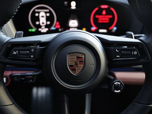 New 2026 Porsche Panamera 4 image 36