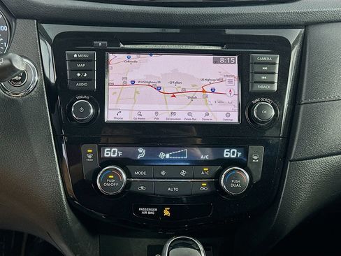 Used 2020 Nissan Rogue SV w/ Premium Package FWD image 13