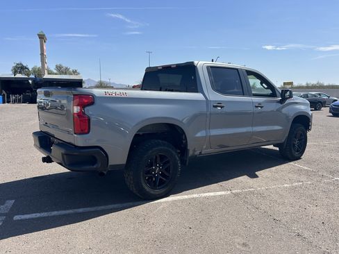 Used 2022 Chevrolet Silverado 1500 Custom Trail Boss AWD/4WD image 5