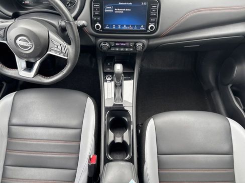 Used 2024 Nissan Kicks SR w/ SR Premium Package FWD image 17