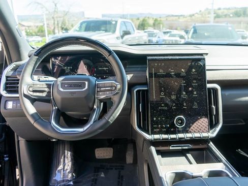 New 2026 GMC Acadia Denali w/ Super Cruise Package AWD/4WD image 17