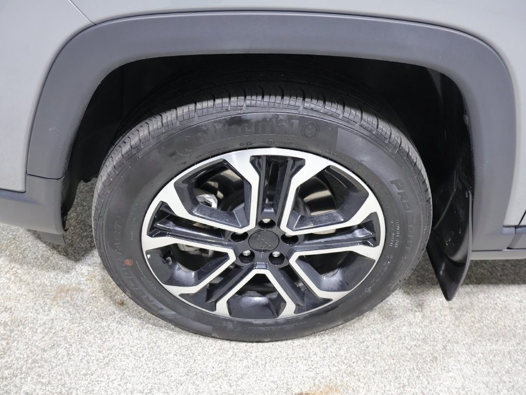 Certified 2024 Jeep Compass Limited AWD/4WD image 10