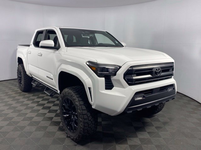 Used 2025 Toyota Tacoma SR5 AWD/4WD 360° Tour