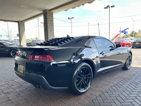 Used 2015 Chevrolet Camaro LT RWD image 12