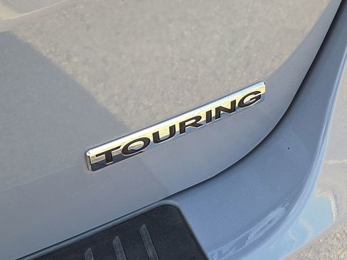 Used 2025 Honda Odyssey Touring image 13