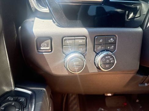 New 2026 GMC Sierra 1500 Elevation w/ Elevation Premium Package AWD/4WD image 18