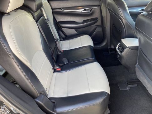 Certified 2022 INFINITI QX55 Luxe w/ Cargo Package image 11