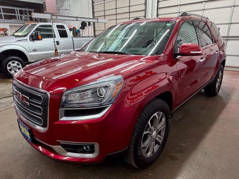 Used 2014 GMC Acadia SLT w/ Technology Package AWD/4WD image 3