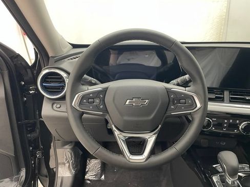 New 2026 Chevrolet Trax LT w/ Driver Confidence Package FWD image 11