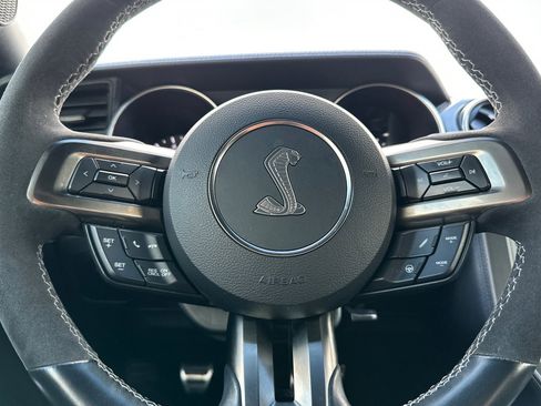 Used 2019 Ford Mustang Shelby GT350 w/ Technology Package image 34