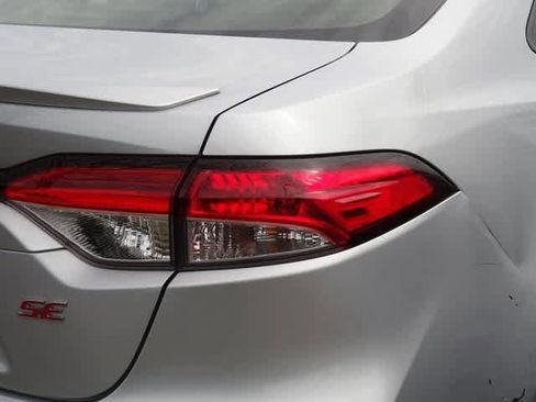 Used 2022 Toyota Corolla SE image 22