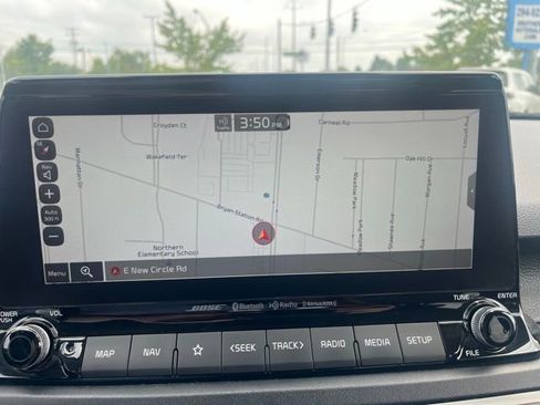 Used 2021 Kia Seltos SX w/ SX Sunroof Package image 22