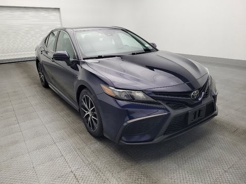 Used 2022 Toyota Camry SE image 13