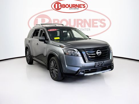 Used 2023 Nissan Pathfinder SL w/ SL Premium Package AWD/4WD image 1
