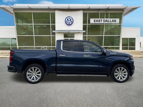Used 2020 Chevrolet Silverado 1500 High Country w/ Technology Package AWD/4WD image 2