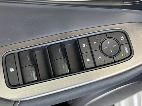 Certified 2026 Lexus IS 350 F Sport RWD image 13