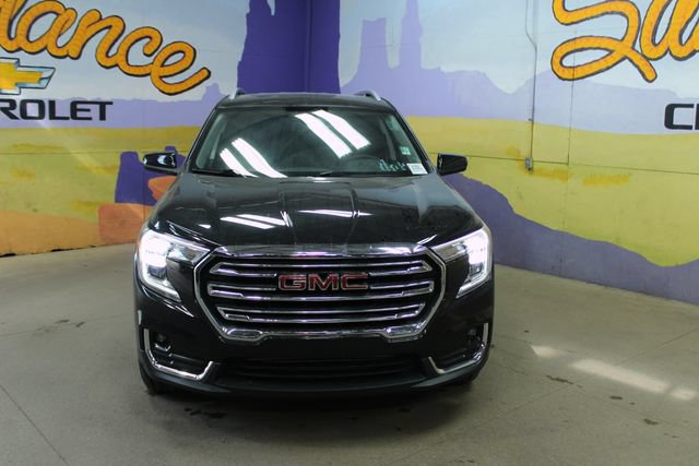 Used 2023 GMC Terrain SLT w/ Infotainment Package II AWD/4WD image 6
