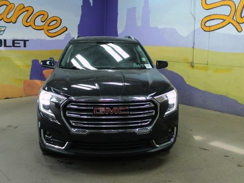 Used 2023 GMC Terrain SLT w/ Infotainment Package II AWD/4WD image 6