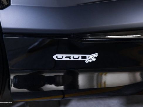 Used 2024 Lamborghini Urus S AWD/4WD image 16