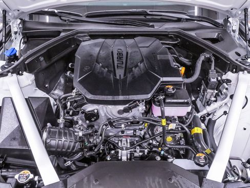 Certified 2026 Genesis G70 2.5T Prestige image 22