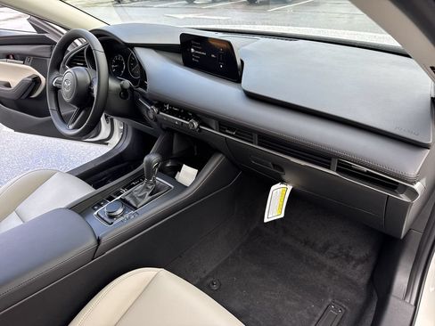 New 2026 MAZDA MAZDA3 2.5 S Sedan w/ Preferred Pkg FWD image 32