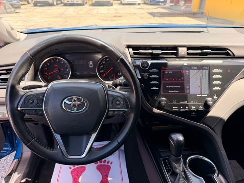 Used 2020 Toyota Camry XSE w/ Navigation Package FWD image 20