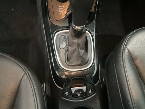 Used 2019 Jeep Compass Altitude image 12