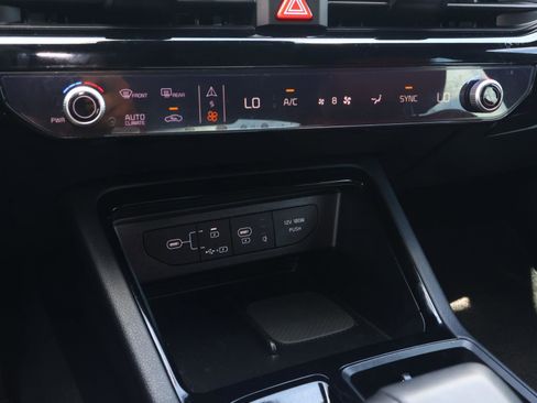 Used 2025 Kia K5 GT-Line w/ GT-Line Premium Package image 28