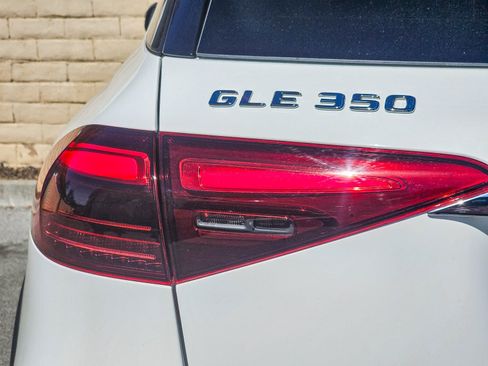 Certified 2025 Mercedes-Benz GLE 350 4MATIC image 10