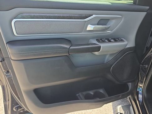 Used 2020 RAM 1500 Big Horn AWD/4WD image 17
