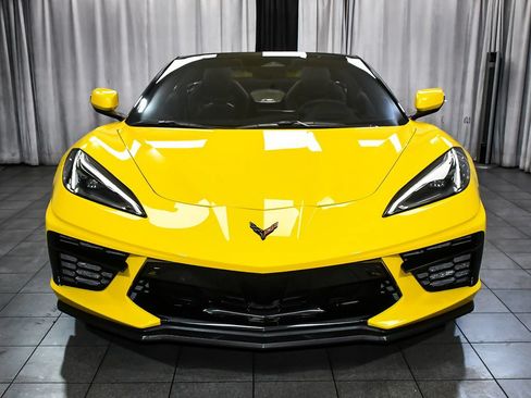 Used 2025 Chevrolet Corvette Stingray Preferred Conv w/ 2LT RWD image 2