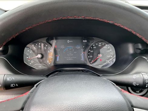 Used 2023 Jeep Compass Trailhawk w/ Trailhawk Convenience Group AWD/4WD image 25