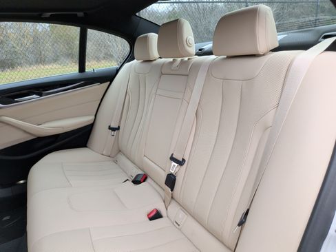 Used 2021 BMW 530i image 37