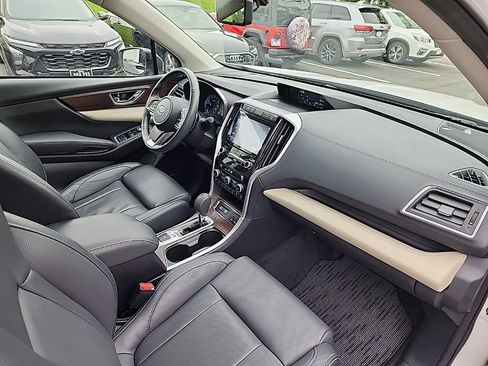 Certified 2022 Subaru Ascent Touring AWD/4WD image 13