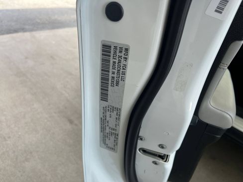 Used 2025 Jeep Compass Limited AWD/4WD image 30