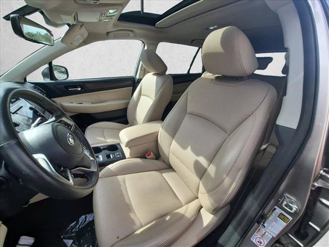 Used 2018 Subaru Outback 3.6R Limited AWD/4WD image 17