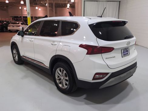 Used 2019 Hyundai Santa Fe SE AWD/4WD image 5