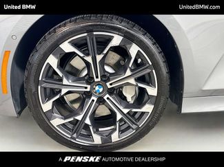 Certified 2025 BMW 330i Sedan video 2