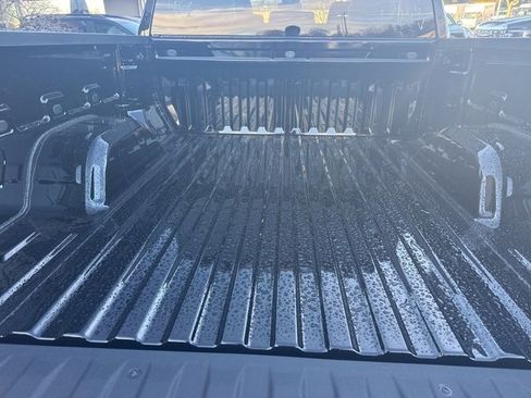 New 2026 GMC Sierra 1500 Elevation image 30