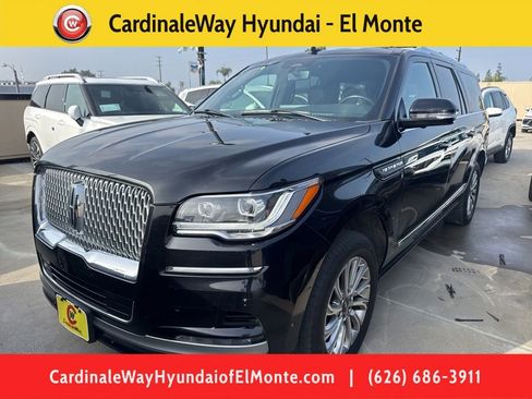 Used 2024 Lincoln Navigator L 4WD image 1