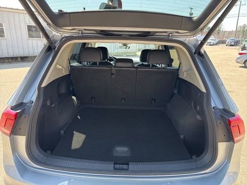 Used 2024 Volkswagen Tiguan SE image 16